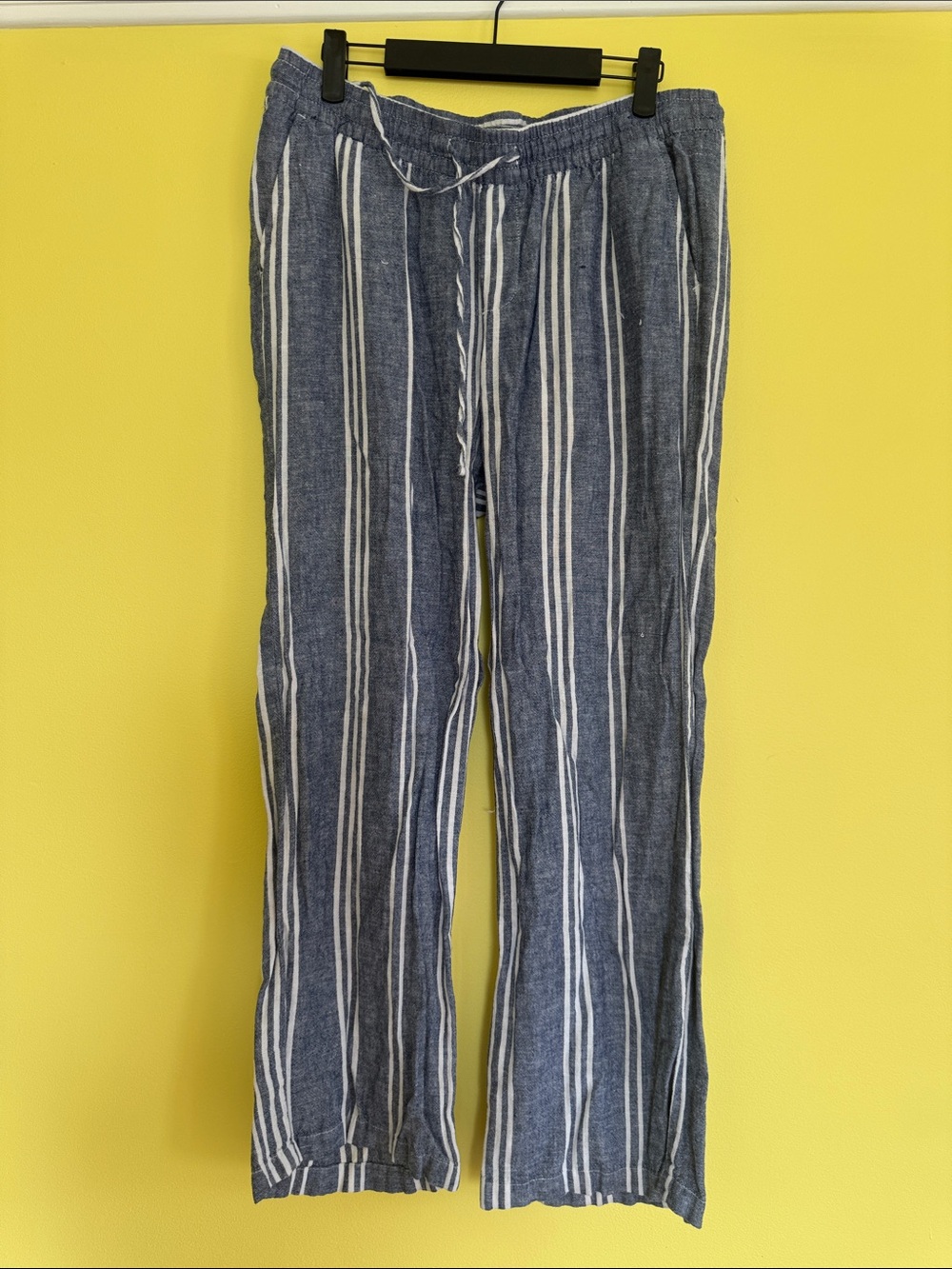 Old Navy Blue and White Wide Leg Striped Pants